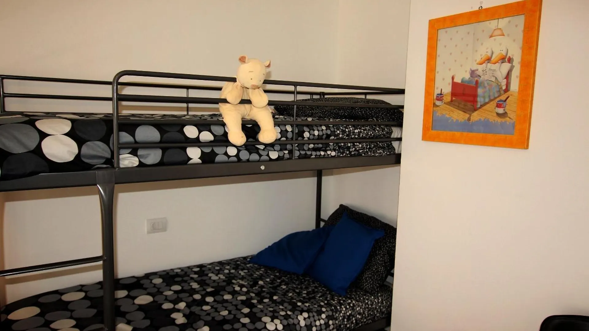 Residenza Manzoni Como Centre 0*,  Italy